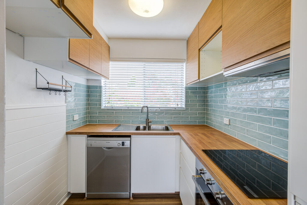 be41788f5d5d20f85223244f36613fae.14fosterst-small